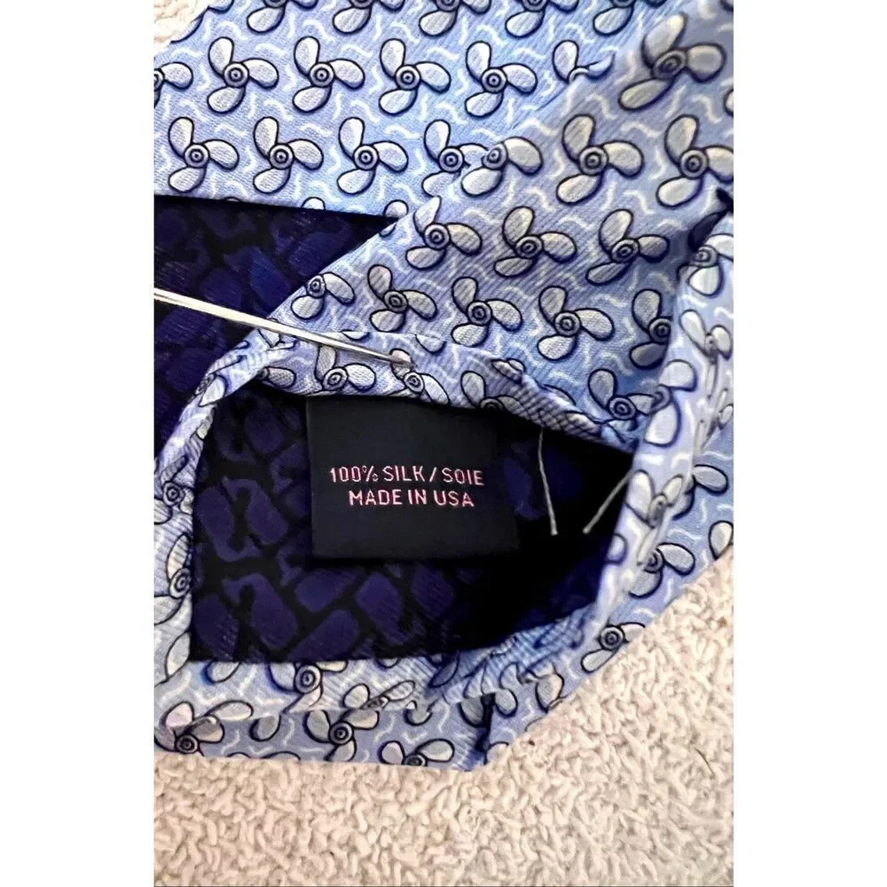 VINEYARD VINES Men’s Blue Oyster/Fan Print Silk Tie Preppy Hand Made in USA